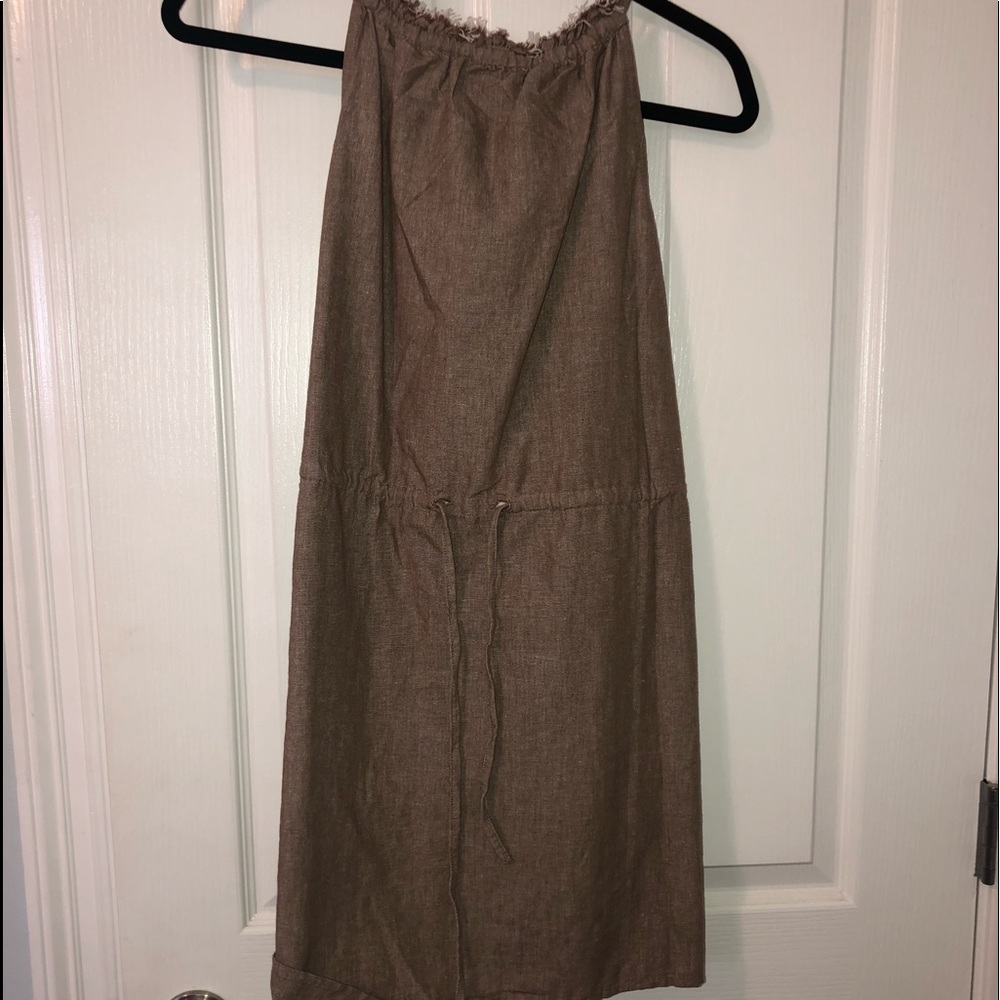 Brown dress